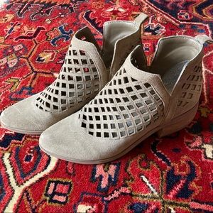 Crown Vintage Booties - 7